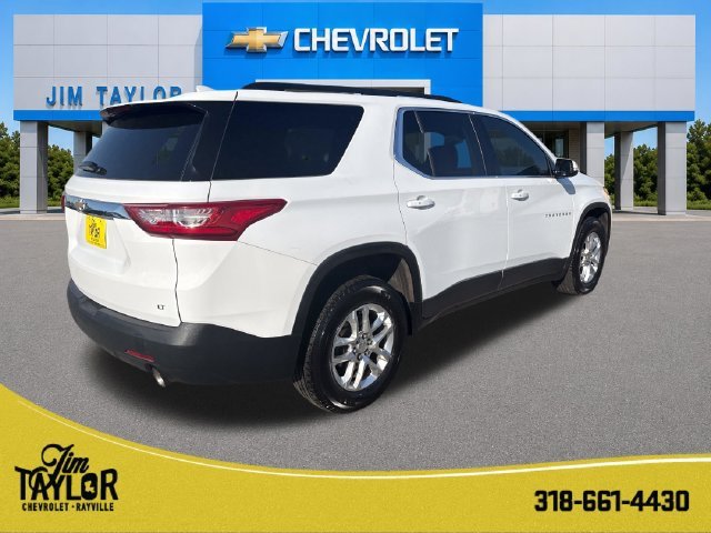 Used 2019 SUMMIT WHITE Chevrolet LT Cloth image 3
