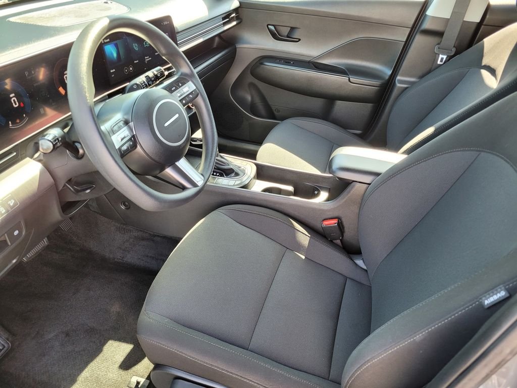 Used 2025 Gray Hyundai SE image 13