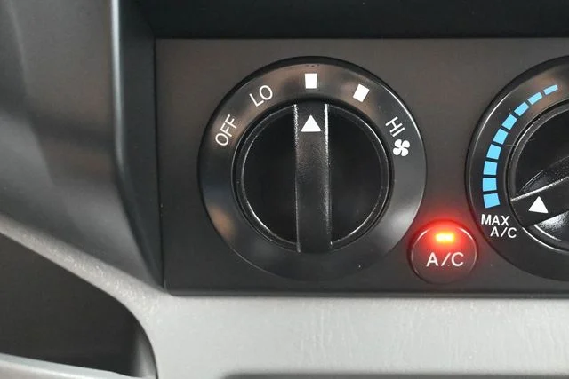 Used 2013 Black Toyota Base image 25