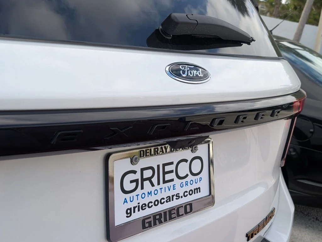 New 2026 White Ford Tremor image 8
