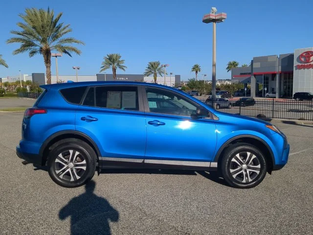 Used 2018 Blue Toyota LE image 3