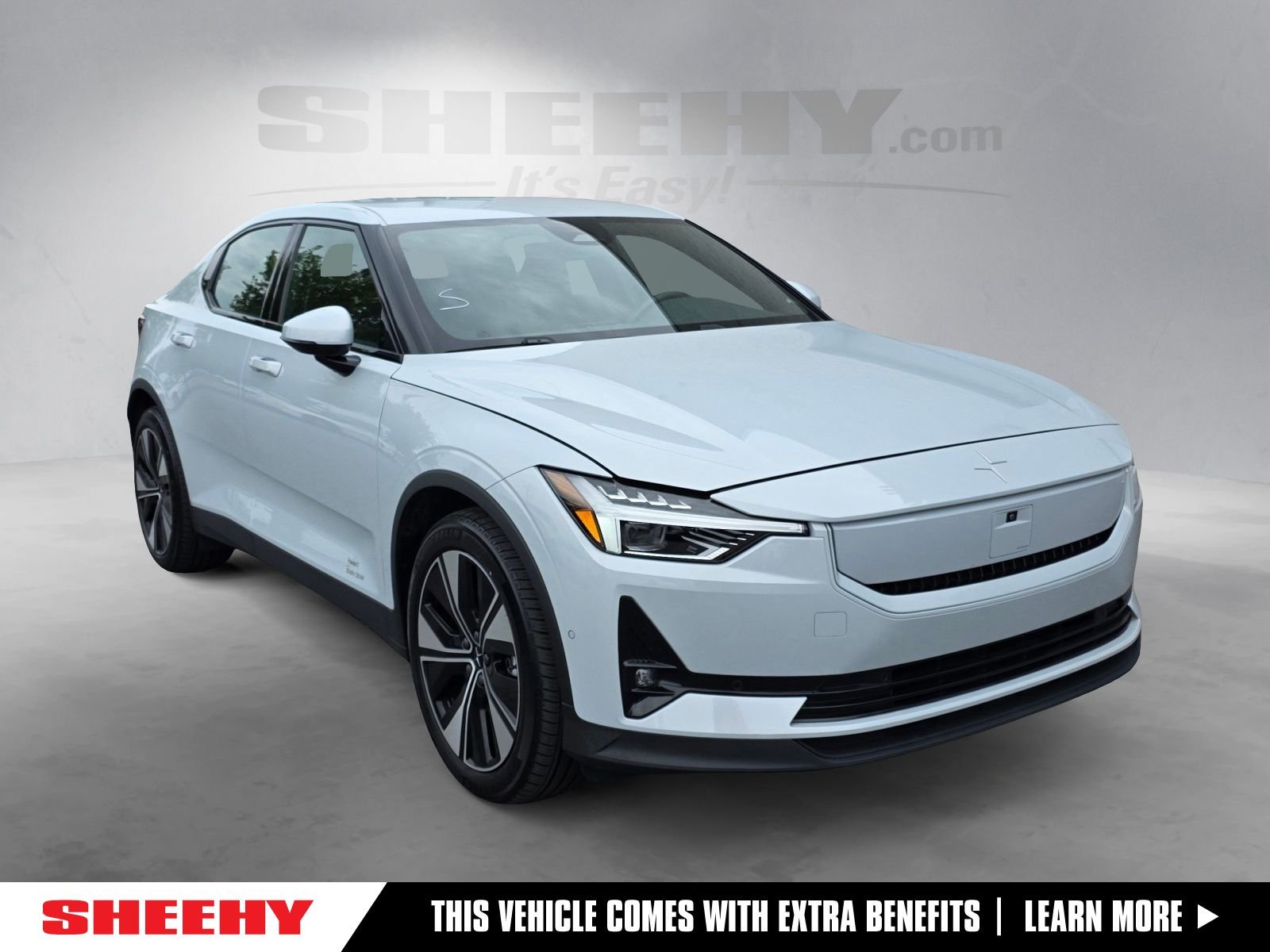 Used 2024  Polestar Long Range Dual Motor image 1