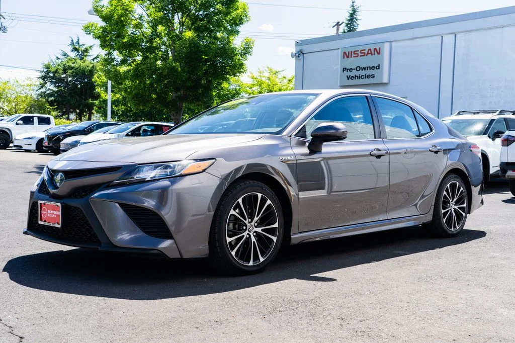 Used 2020 Gray Toyota SE image 3