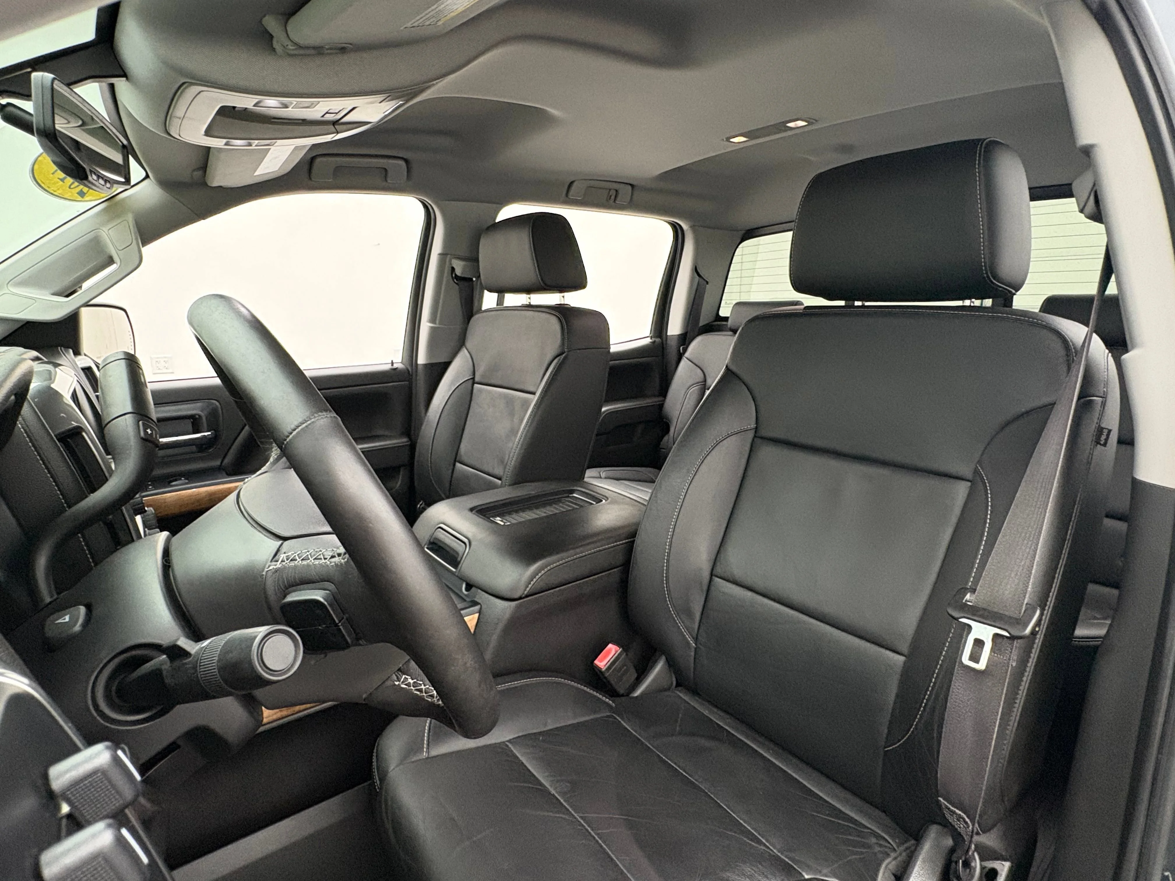 Used 2017 GRAPHITE METALLIC Chevrolet LTZ image 17