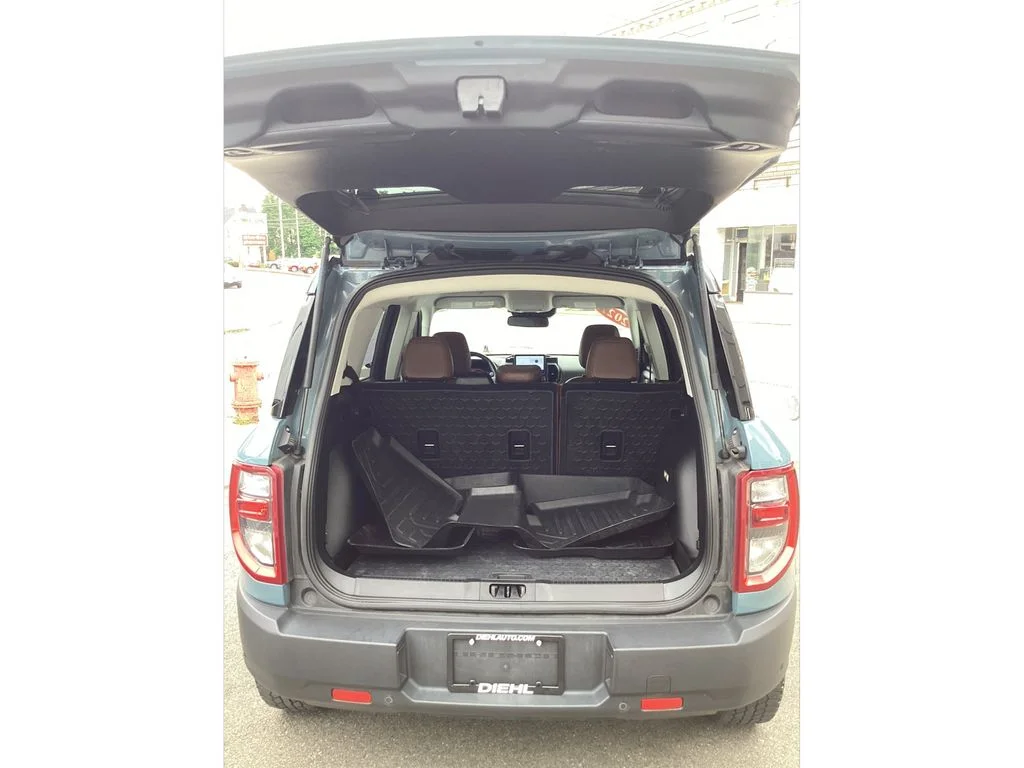 Used 2022  Ford Outer Banks image 11