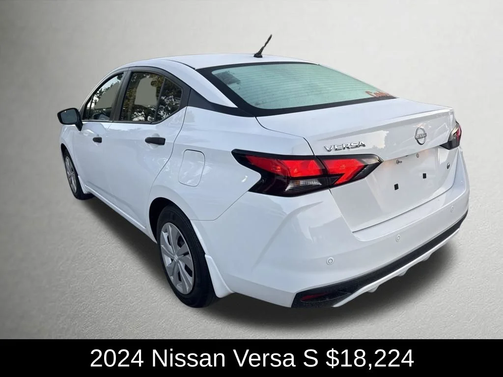 Used 2024 White Nissan 1.6 S image 5