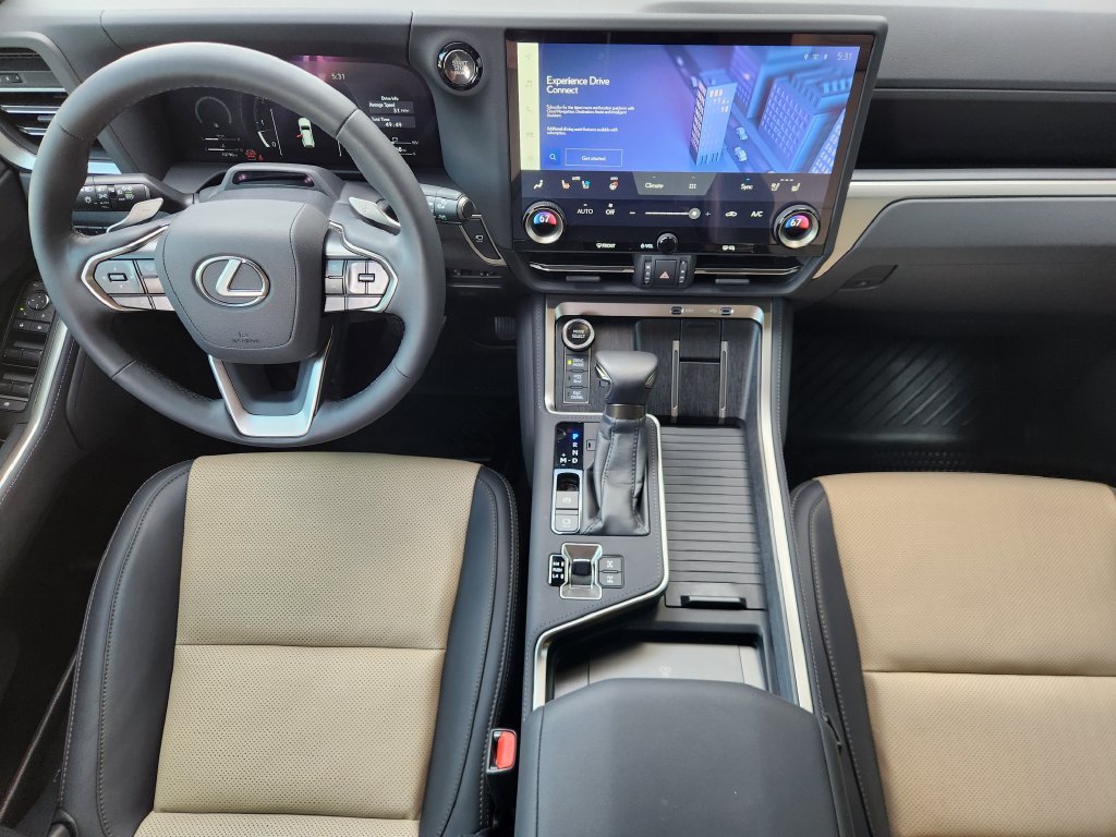Certified Used 2025 Incognito Lexus 550 Overtrail image 26
