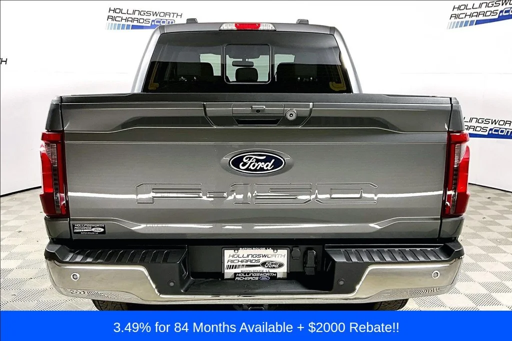 New 2026 Carbonized Gray Metallic Ford XLT image 4