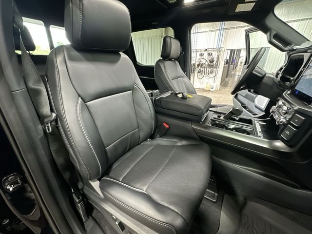 New 2026 Blue Ford Lariat image 32