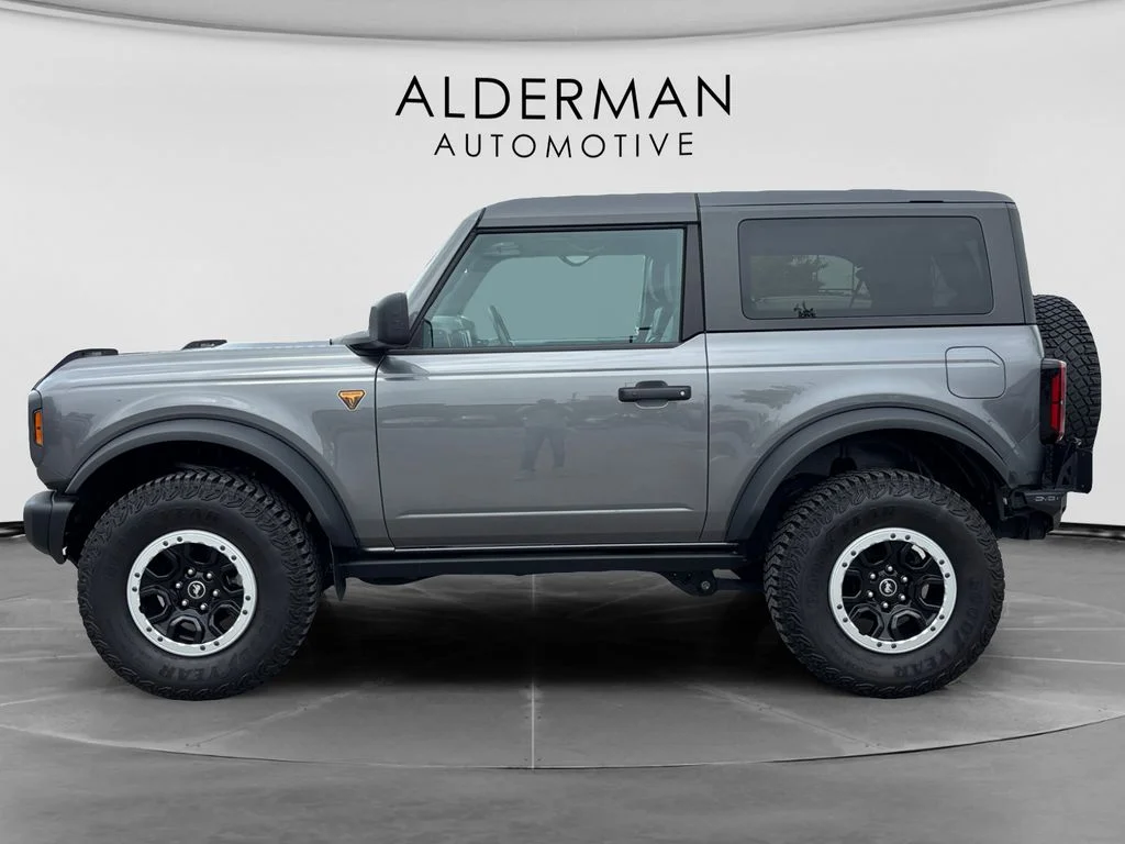 Used 2023 Gray Ford Badlands image 2