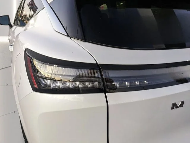 2026 Nissan Murano Platinum - Photo 8