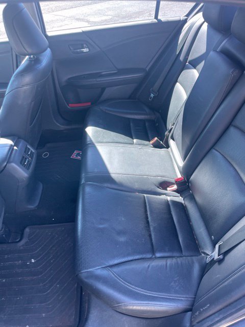 Used 2016 Gray Honda EX-L image 9