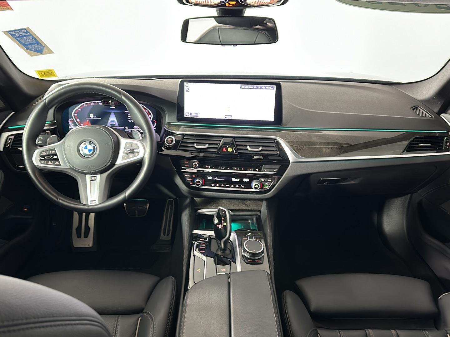 Used 2023 Black Sapphire Metallic BMW 540i xDrive image 21