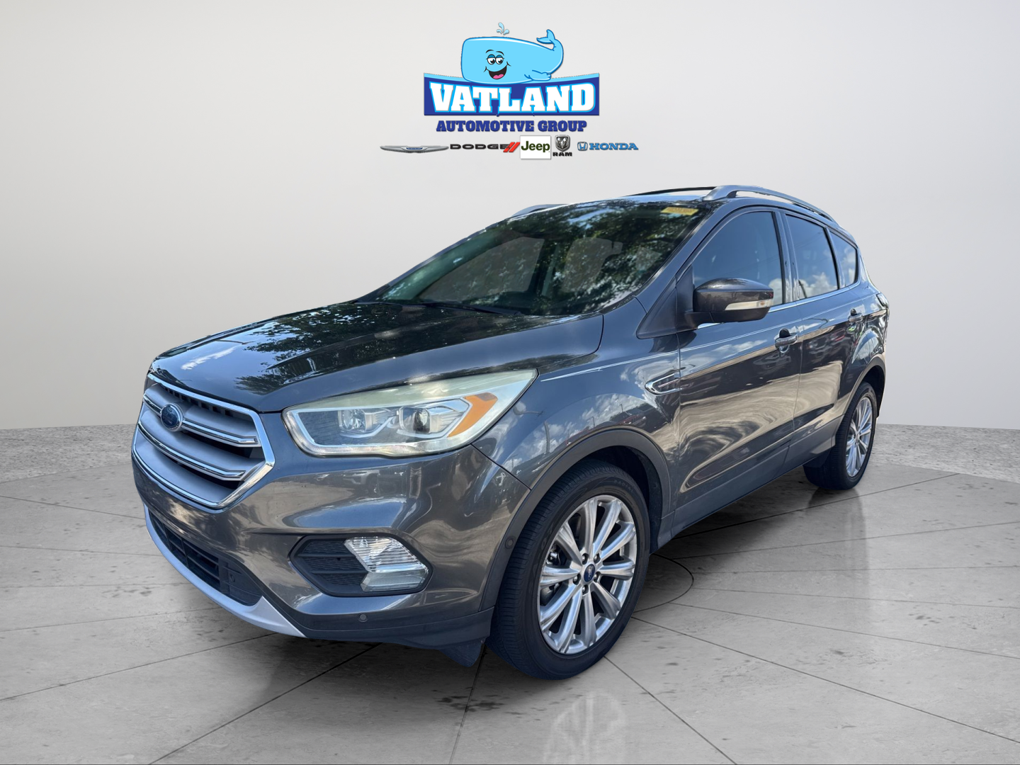 2017 Ford Escape Titanium's photo
