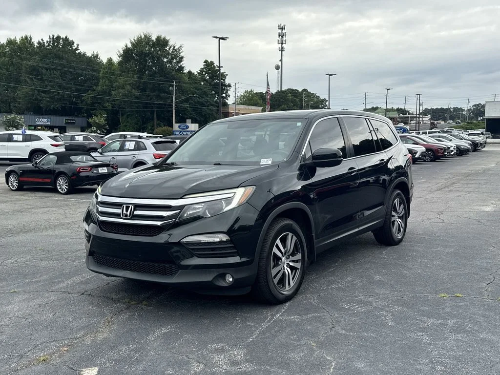 Used 2018 Beige Honda EX image 3