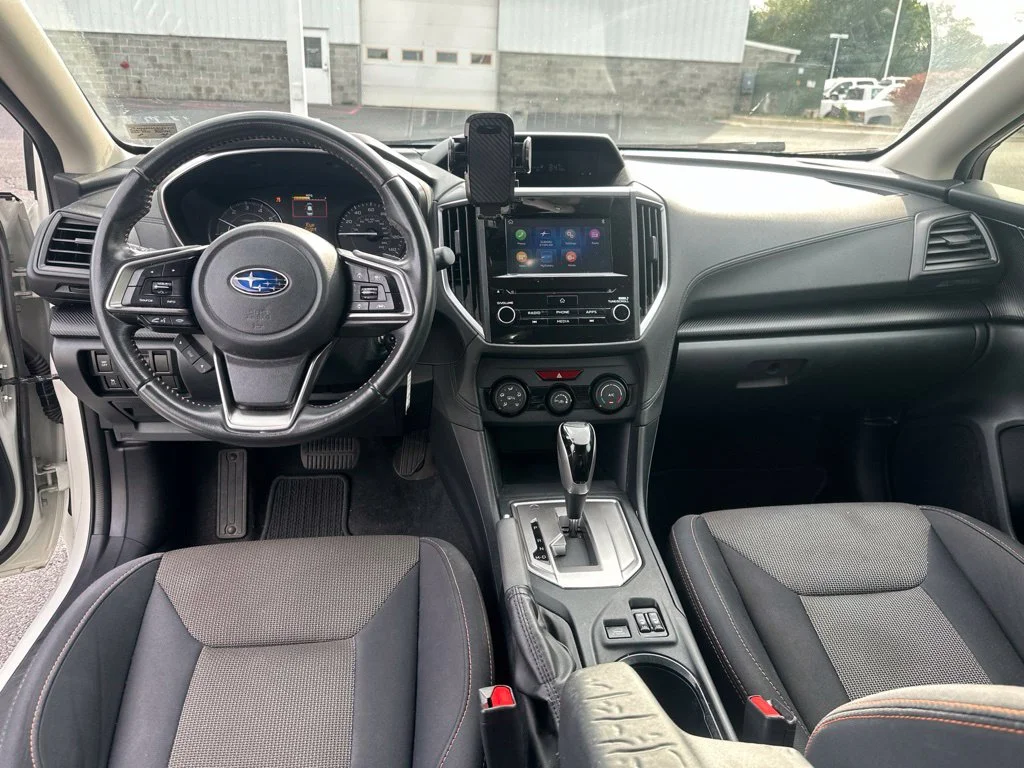 Used 2019 Crystal White Pearl Subaru 2.0i Premium image 16