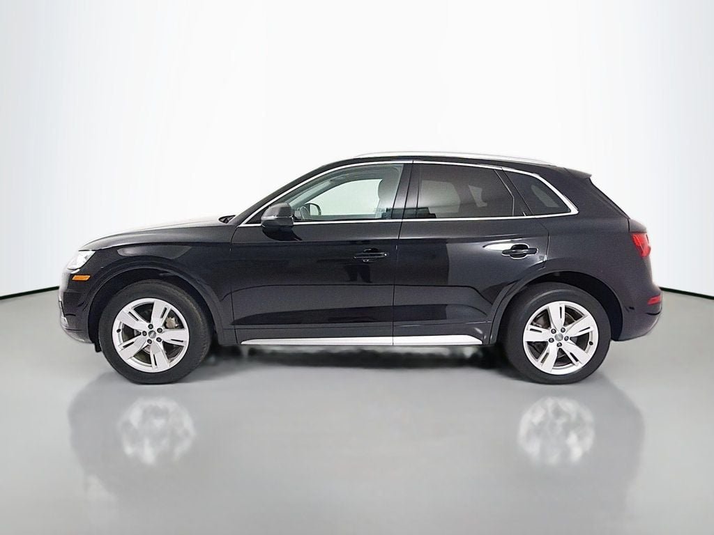 Used 2019 Brilliant Black Audi Premium Plus 45 TFSI quattro image 4