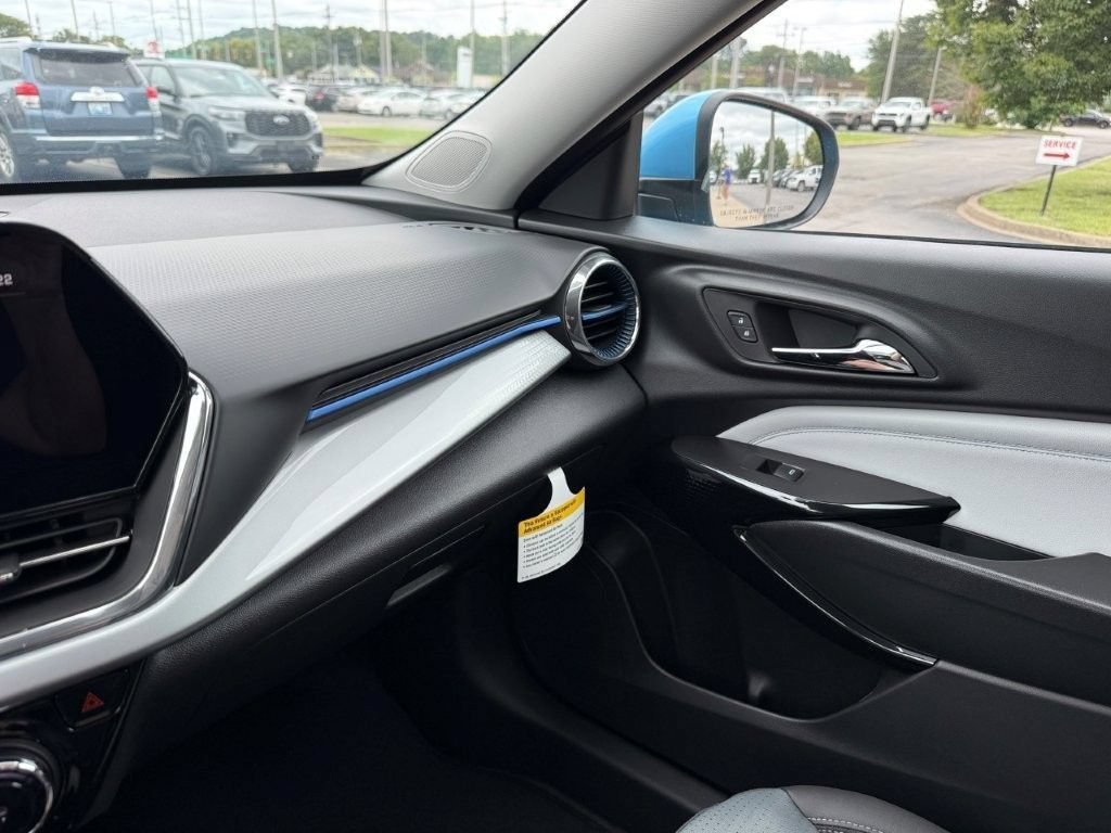 2026 Chevrolet Trax LT - Photo 15