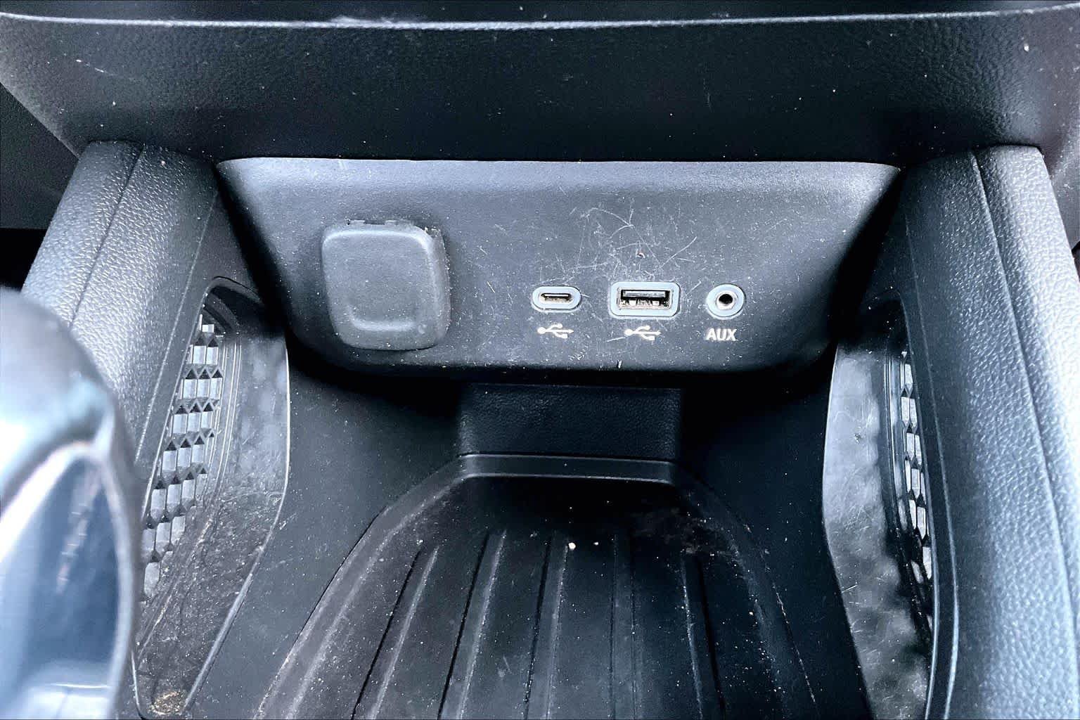 Used 2023 Mosaic Black Metallic Chevrolet ACTIV image 34