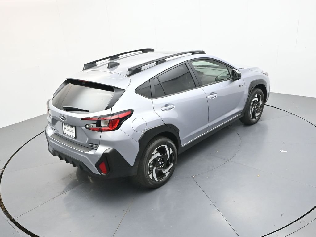 Used 2026 Ice Silver Metallic Subaru Limited image 24