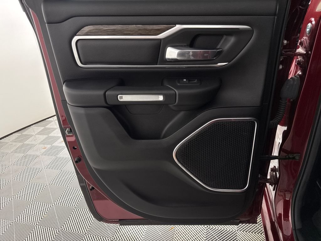 2019 RAM Ram 1500 Pickup Laramie - Photo 12