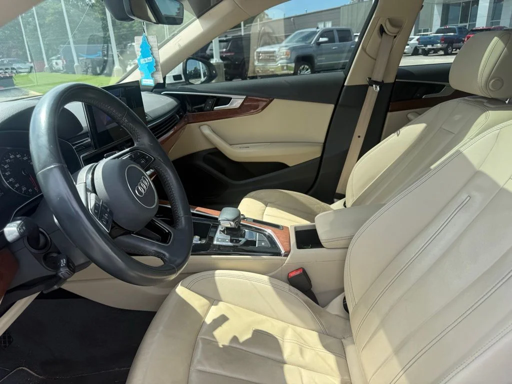 Used 2020 White Audi 40 Premium image 4