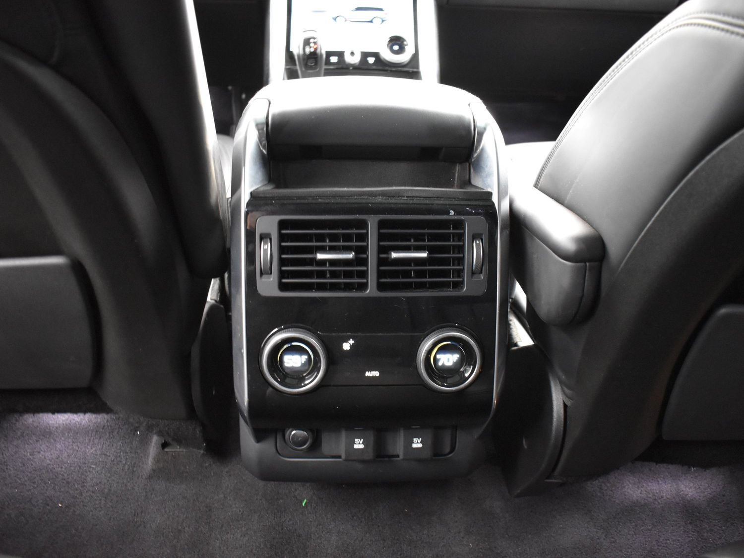 Used 2019 Fuji White Land Rover HSE image 16
