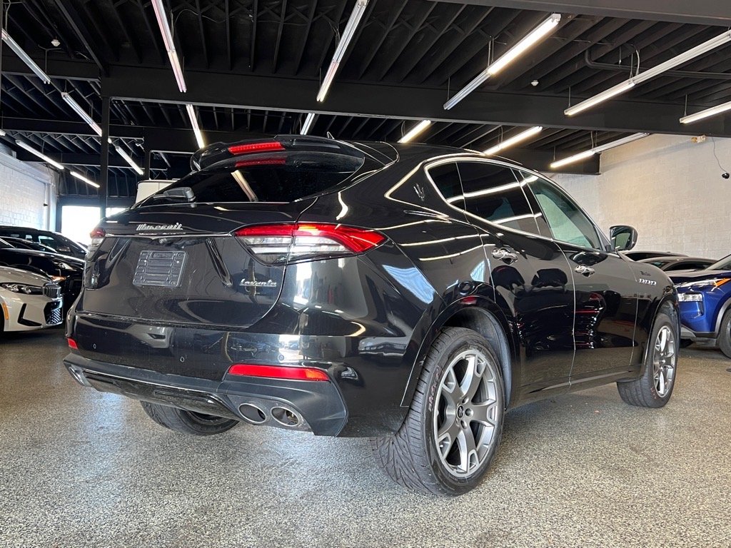 2023 Maserati Levante Modena S photo 4