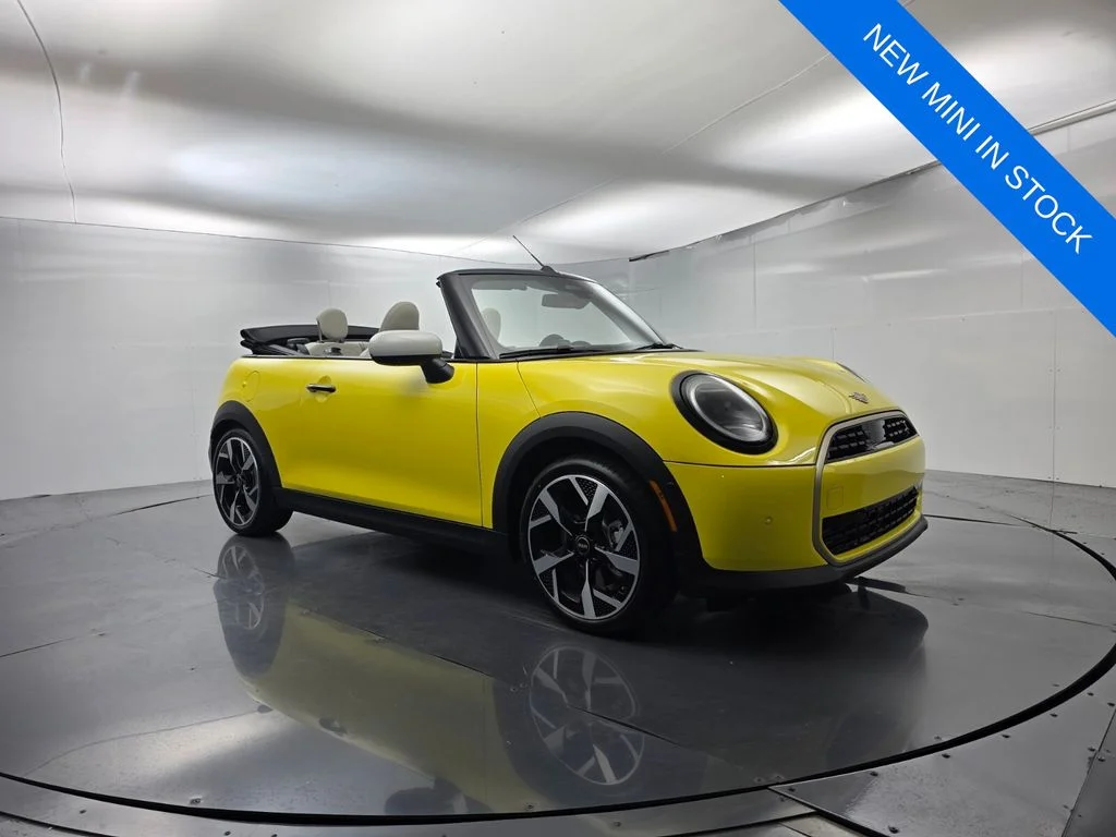 New 2026 Yellow MINI Signature Plus image 1