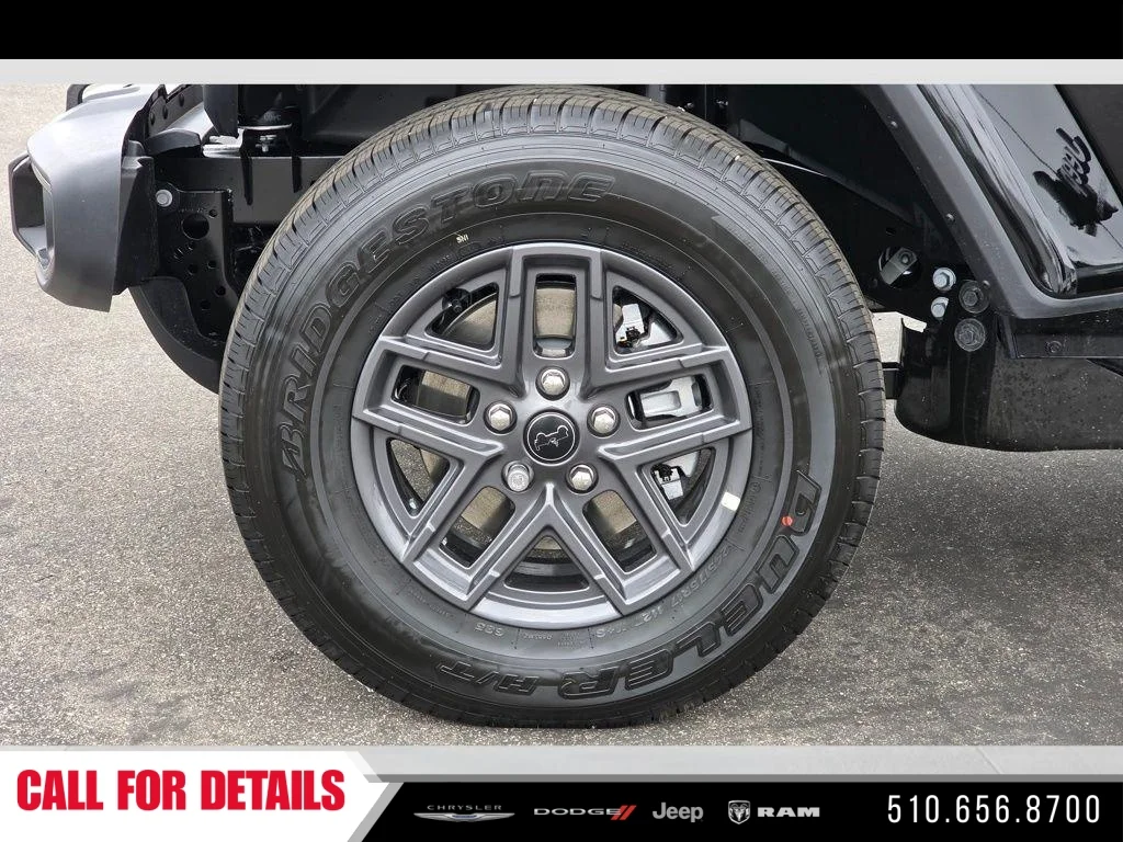 New 2026 Black Clear-Coat Exterior Paint Jeep Sport S image 9