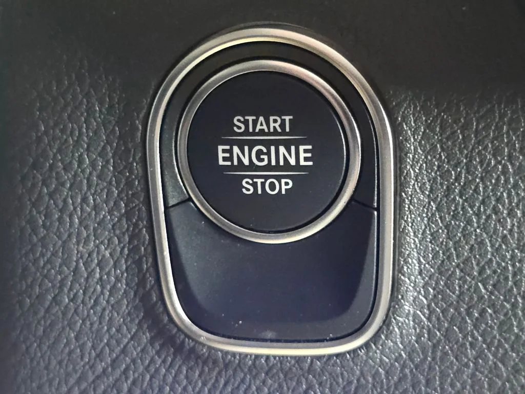 Used 2026 Obsidian Black Metallic Mercedes-Benz Cargo 170 WB image 35