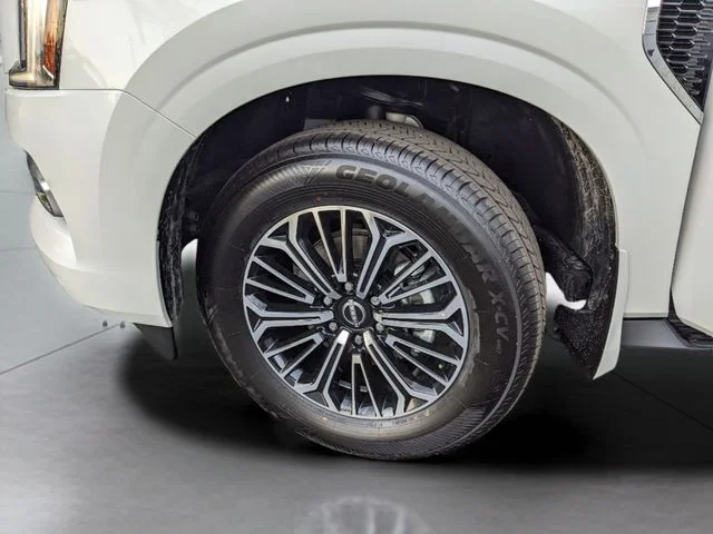 New 2026 White Nissan Platinum image 30