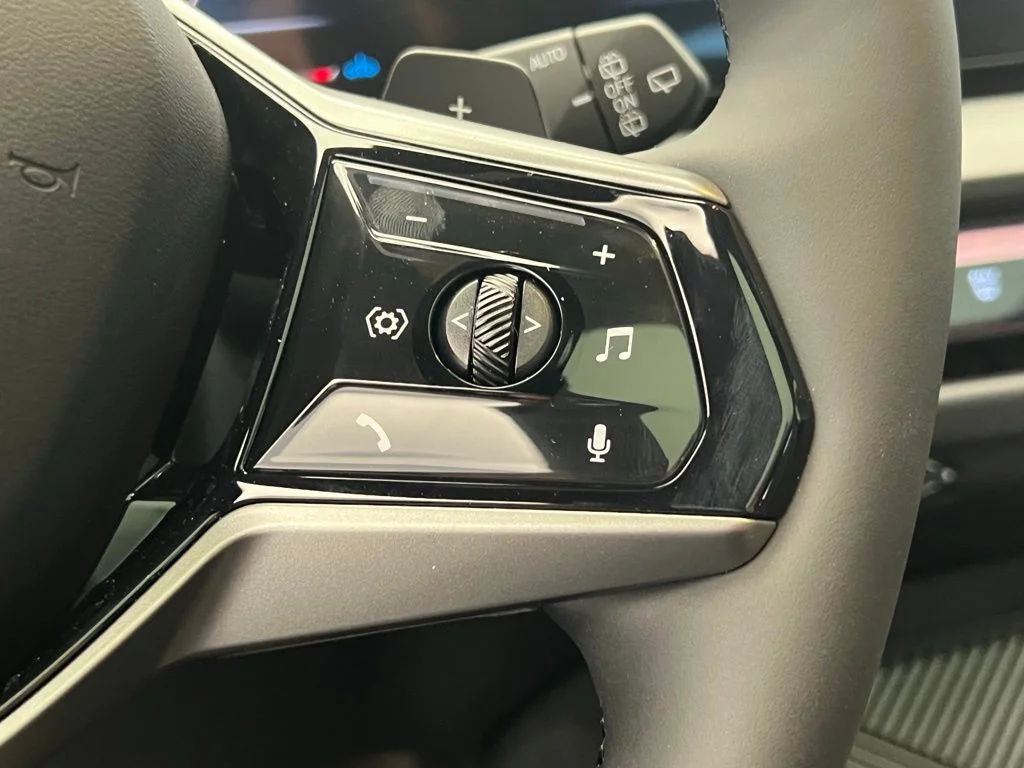 New 2026 Skyscraper Grey Metallic BMW 30 xDrive image 17