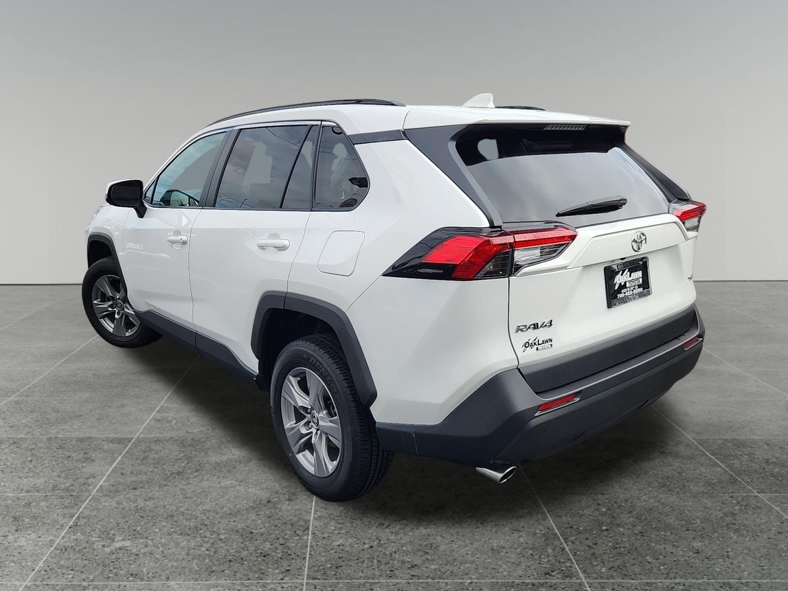 Certified Used 2024 Ice Cap Toyota XLE image 5
