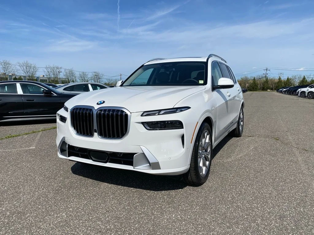 2027 BMW X7 xDrive40i's photo