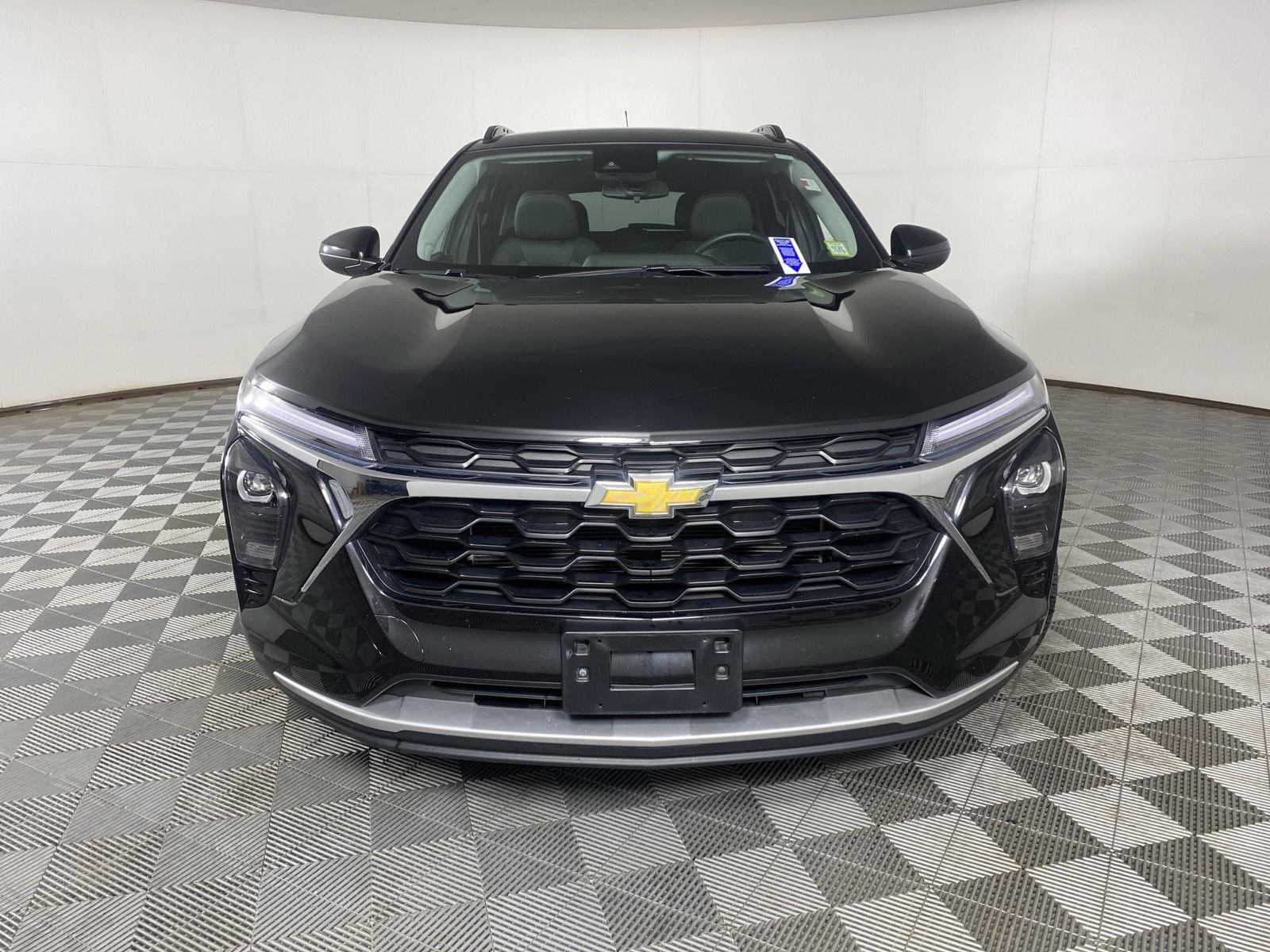Used 2024 Mosaic Black Metallic Chevrolet LT image 12