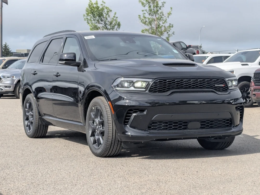 New 2026 Black Dodge GT HEMI V8 Plus - - AWD - Blacktop Package - 5.7L HEMI V8 - Adaptive Cruise Control & More! image 2