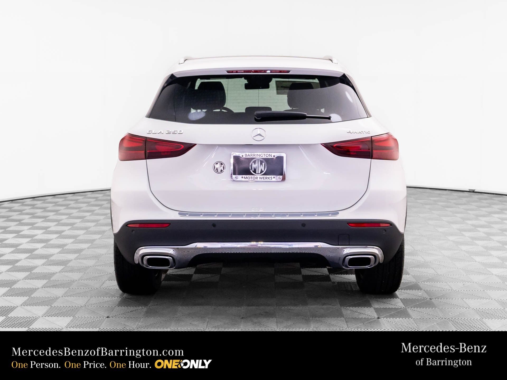 New 2026 Polar White Mercedes-Benz GLA 250 image 4