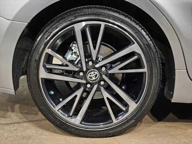 Certified Used 2025 PRECIOUS METAL Toyota  image 17