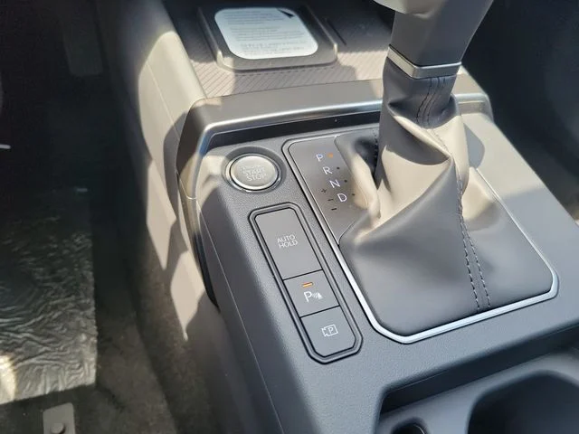 New 2027 Snow White Pearl Kia S image 26