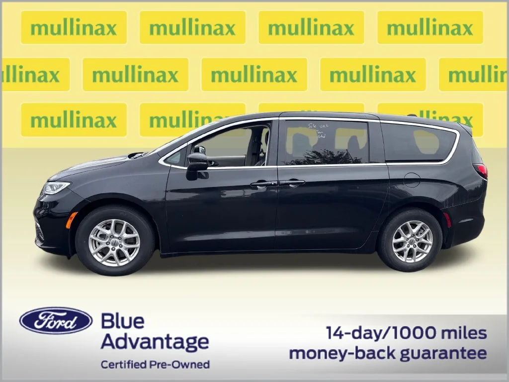 Certified Used 2023 Black Chrysler Touring L image 12