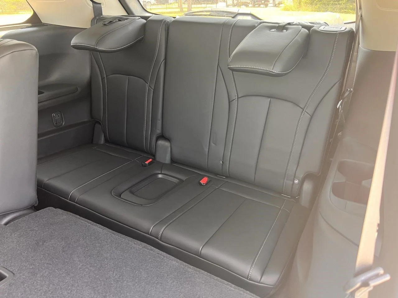 New 2027 MINERAL BLACK INFINITI Luxe AWD image 26