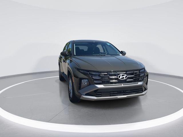 New 2026 Green Hyundai SE FWD image 2