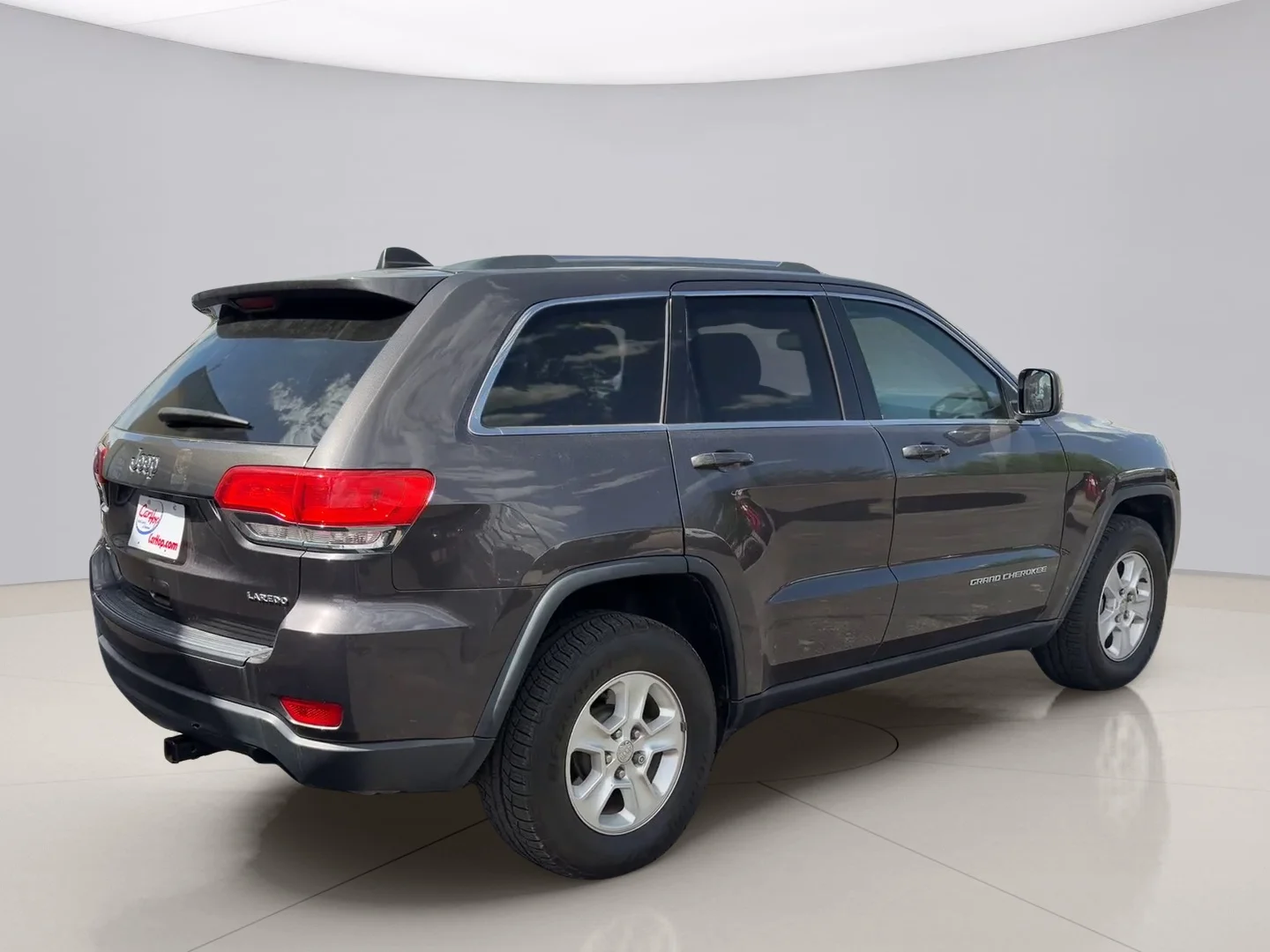 Used 2015 Gray Jeep LAREDO image 5