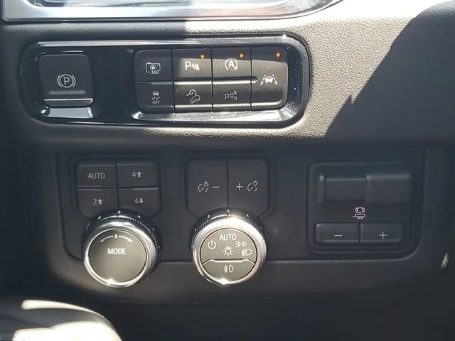 New 2026 Onyx Black GMC Elevation image 20