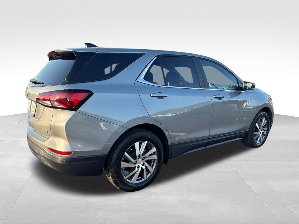Used 2024 Gray Chevrolet LT image 5