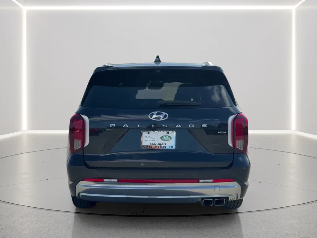 Used 2024 White Hyundai Calligraphy image 6