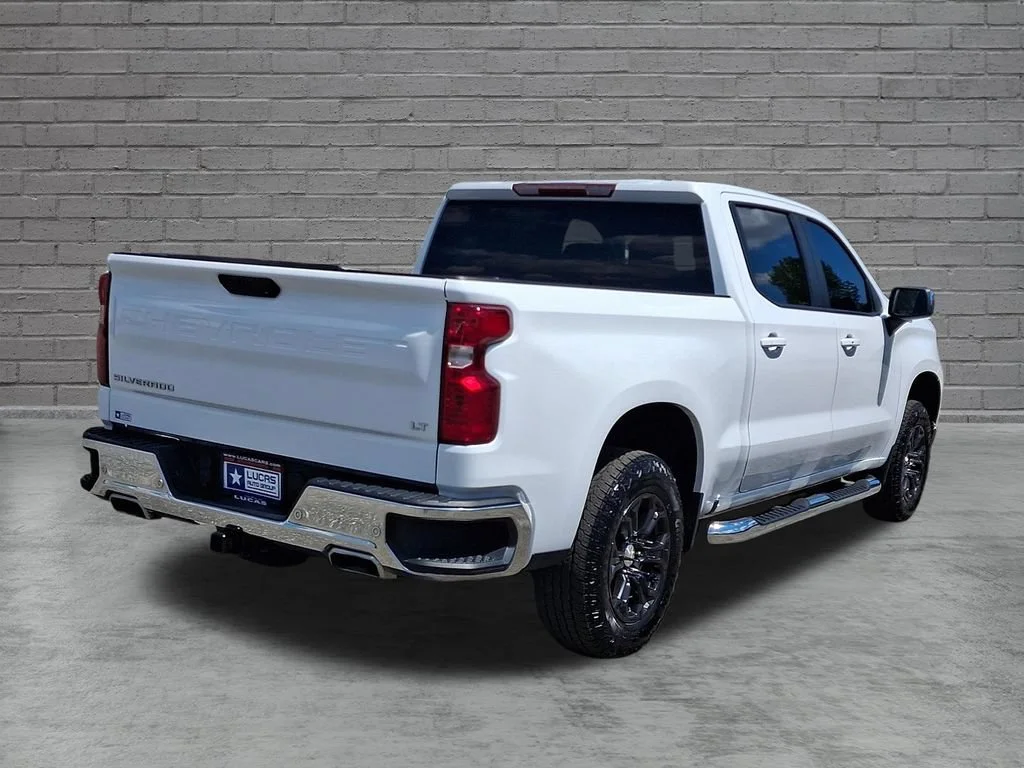 Used 2022 Summit White Chevrolet LT image 11