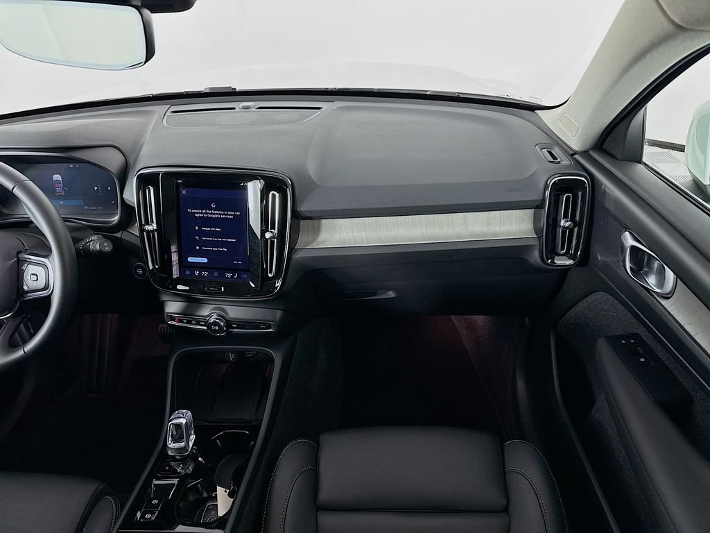 Used 2025 White Volvo B5 Plus Bright Theme image 20