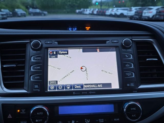 Used 2017 Blizzard Pearl Toyota Limited image 23